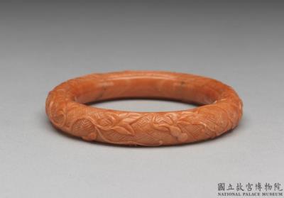 图片[2]-Pair of coral bracelets with decoration for a myriad generations, Qing dynasty (1644-1911)-China Archive